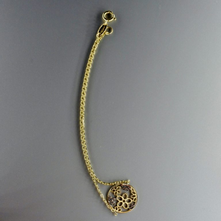Flower bracele...