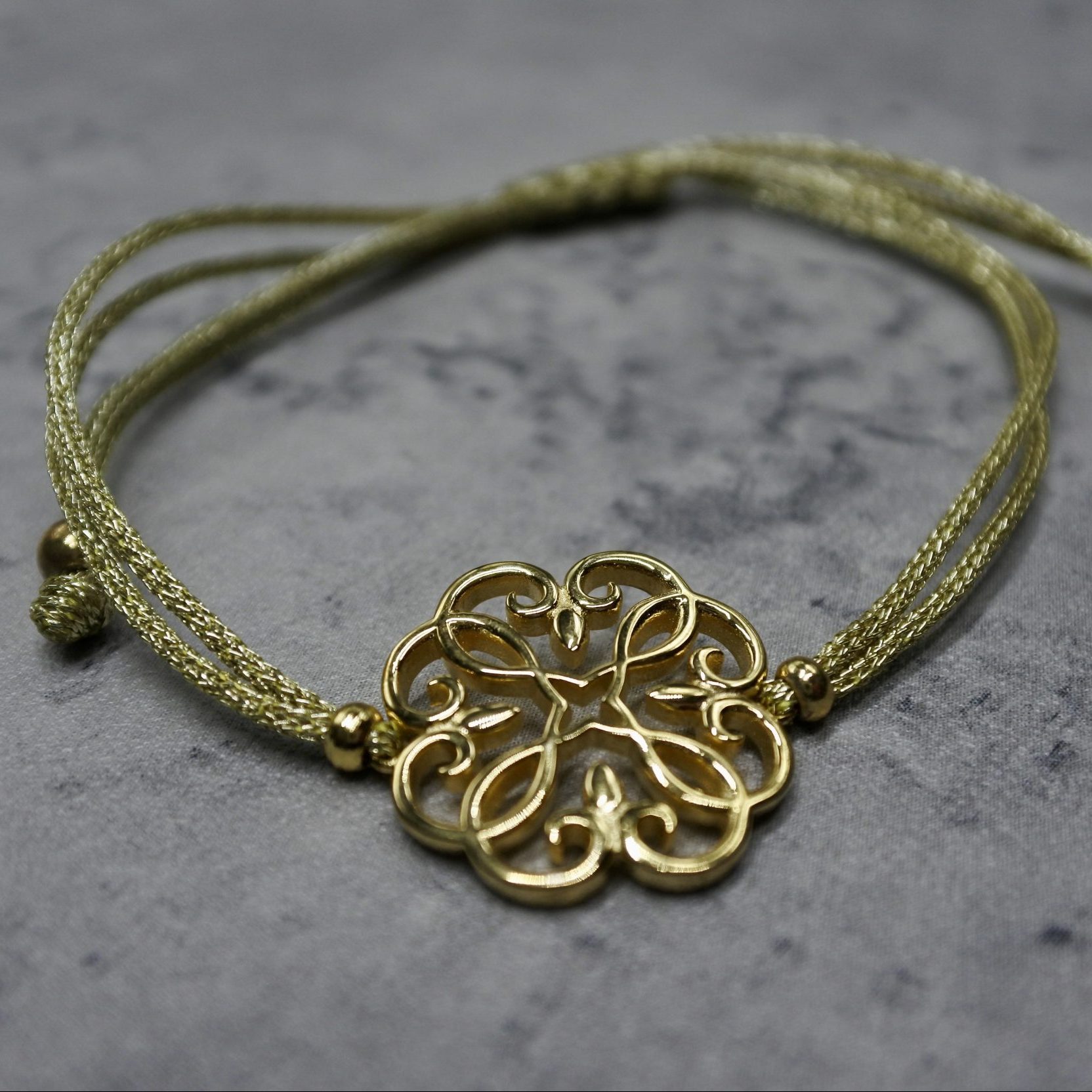 Bloomed bracelet