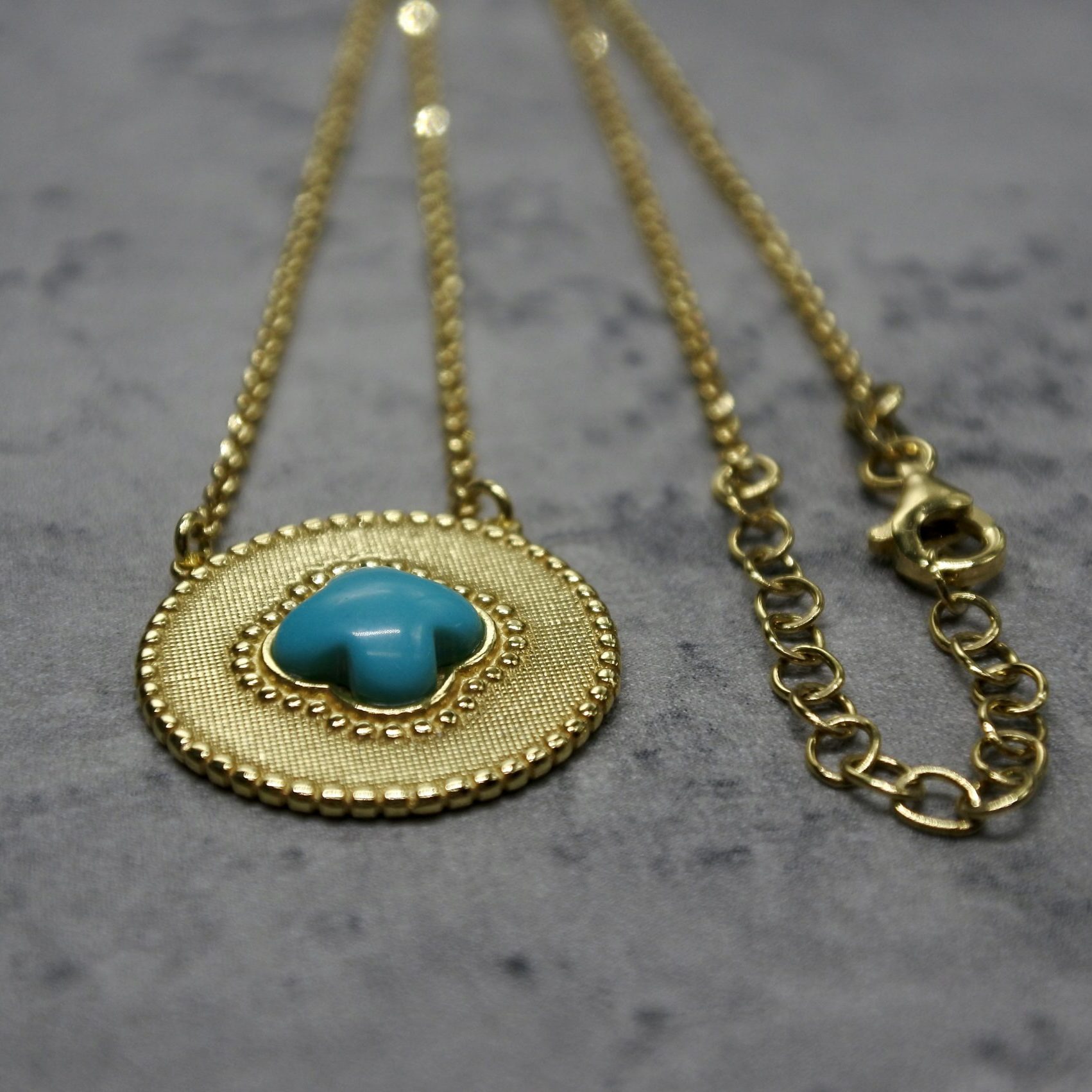 Circle pendant silver