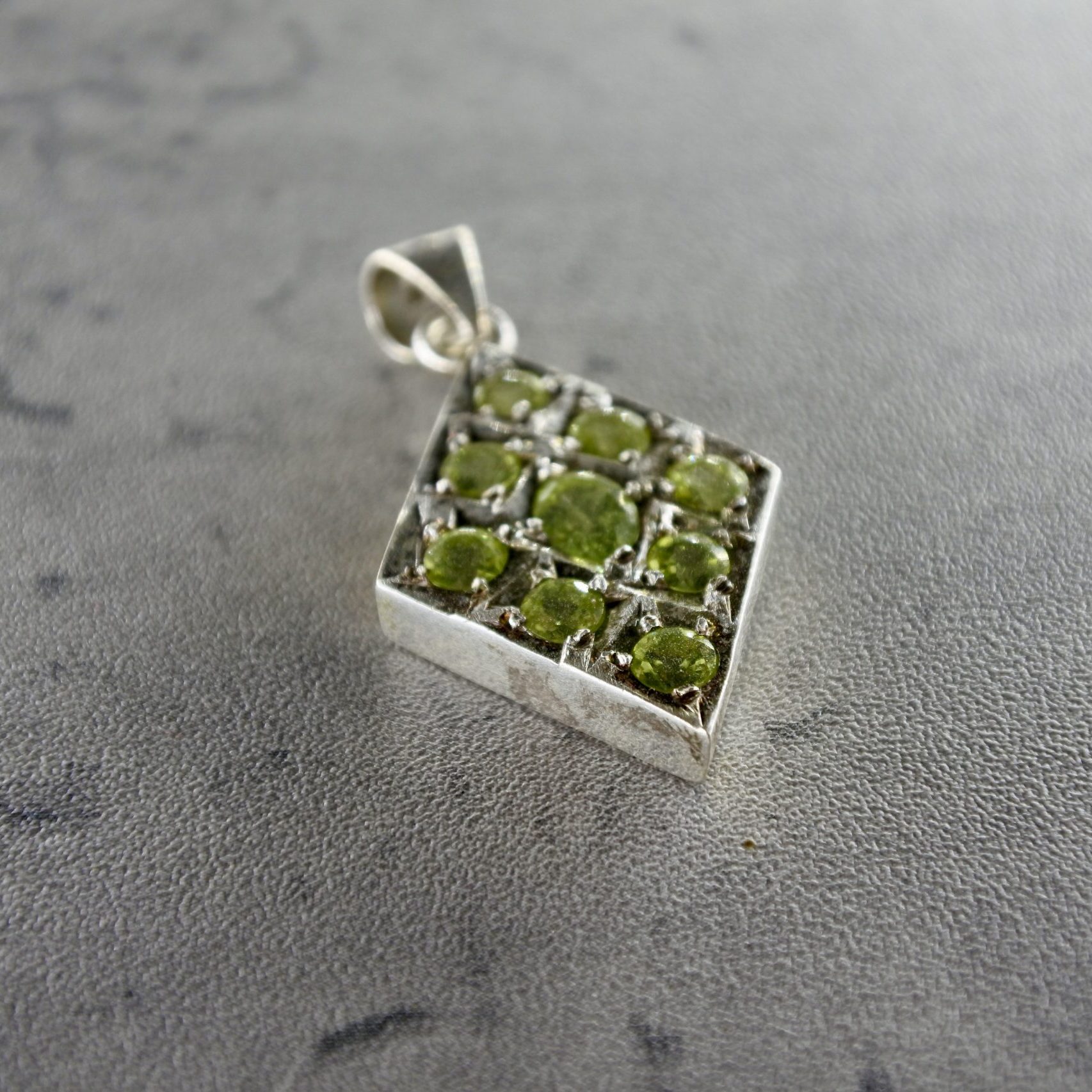 Peridot losange silver