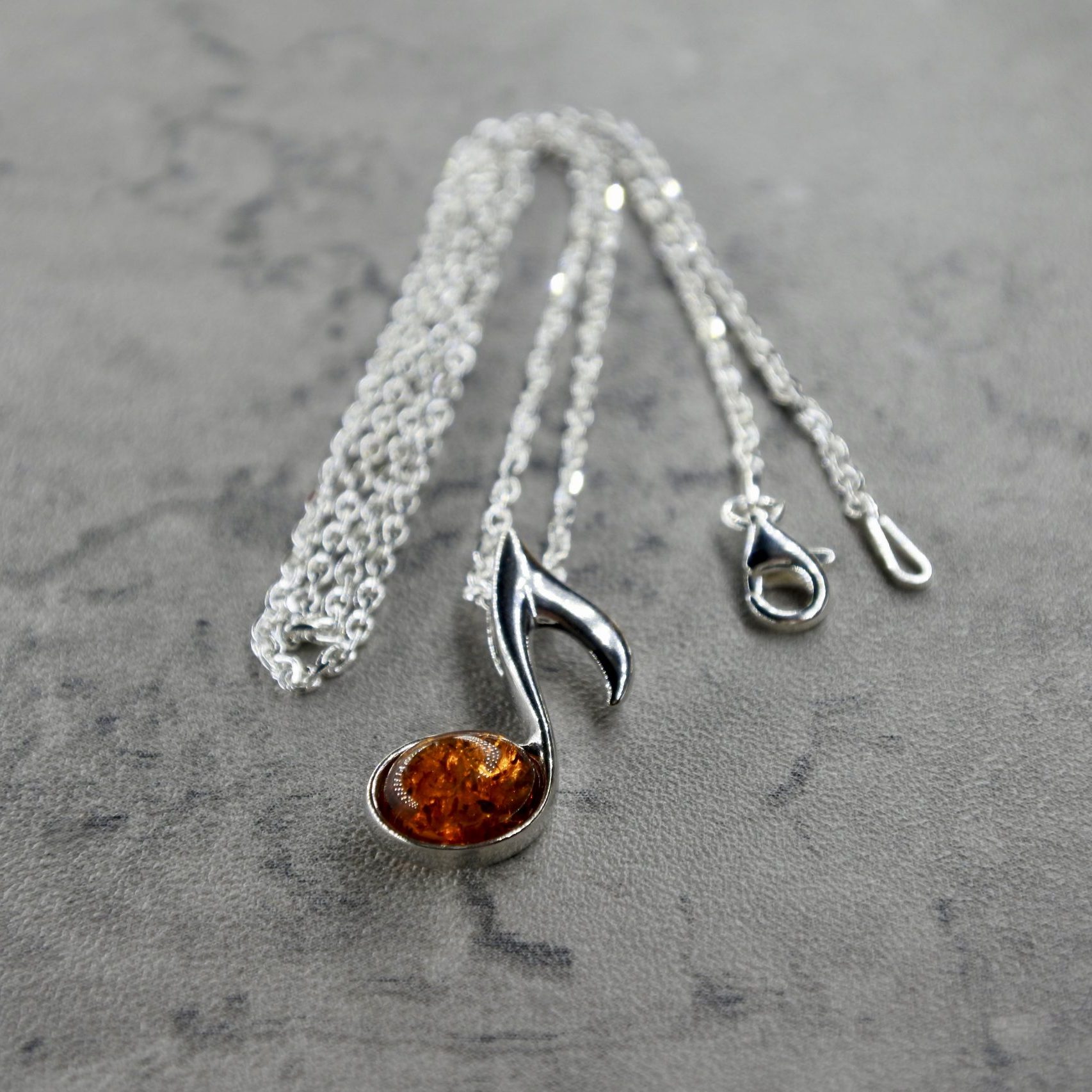 Amber Note Anhänger