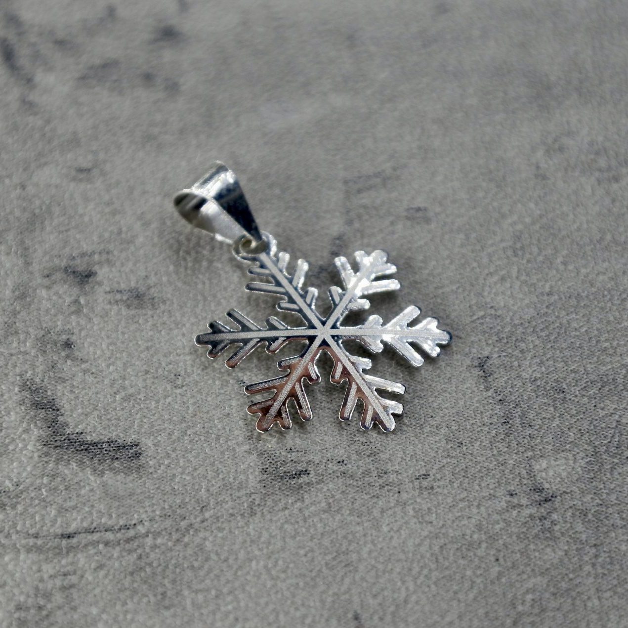 Schneeflocke Anhänger