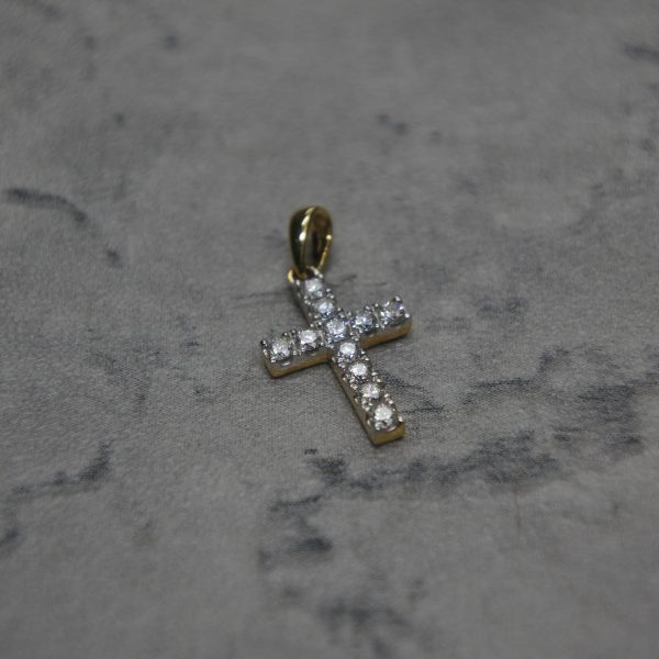 Diamanten Kreuz Anhänger