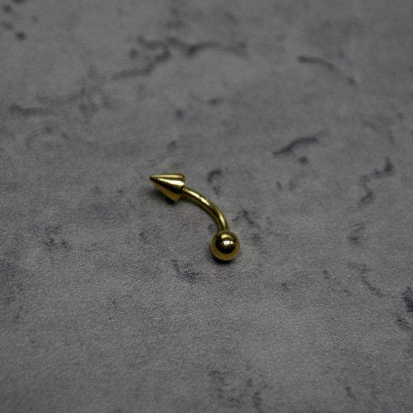 Augenbraunpiercing